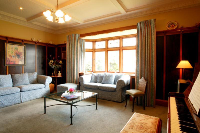 Highway House Bed And Breakfast Oamaru Εξωτερικό φωτογραφία